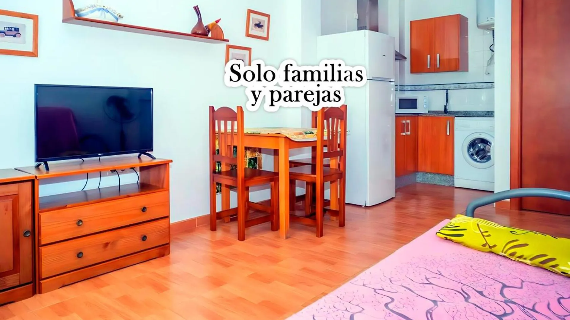 Apartamento En Conil Con Aparcamiento Accesible Conil De La Frontera